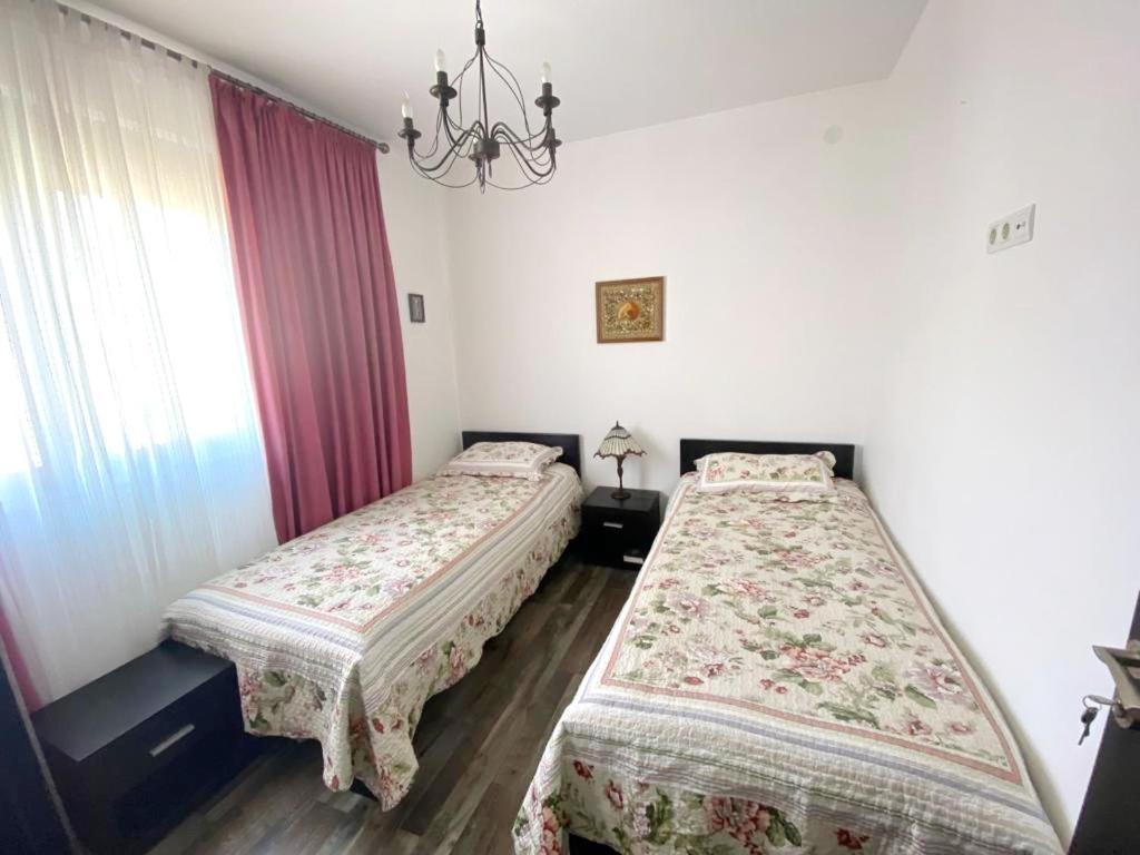 Adrialux2 Apartment Budva Bagian luar foto