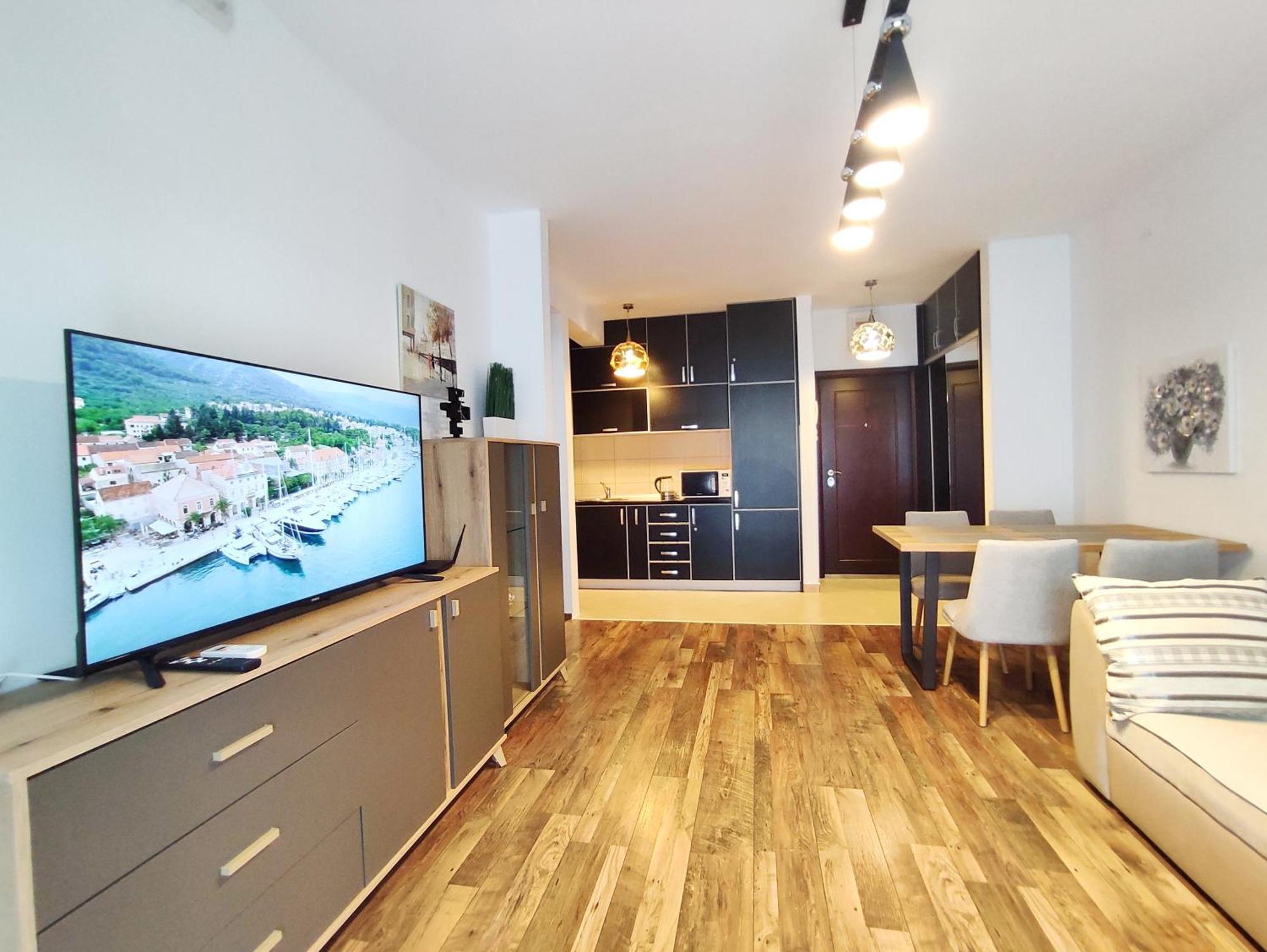 Adrialux2 Apartment Budva Bagian luar foto