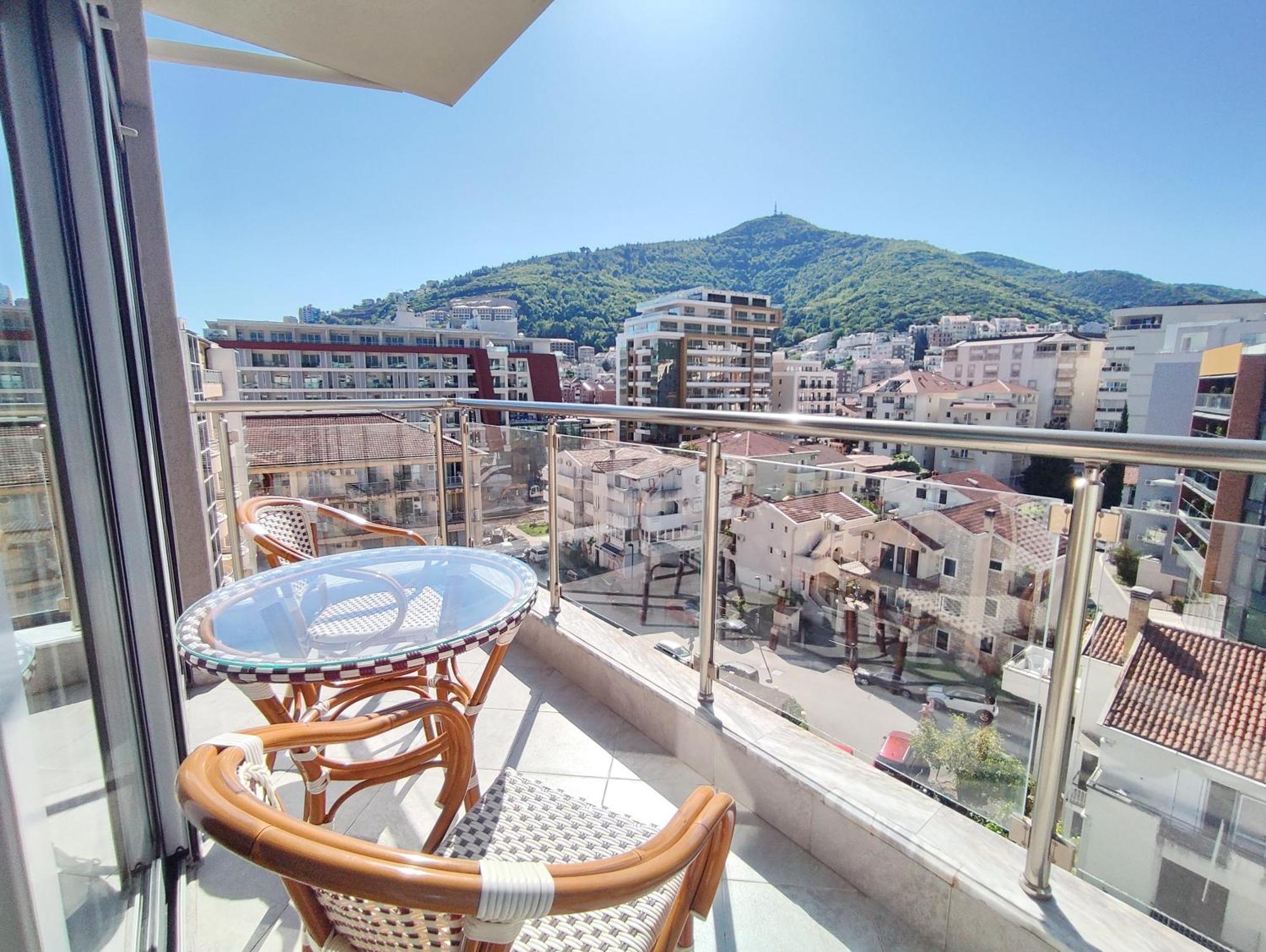 Adrialux2 Apartment Budva Bagian luar foto